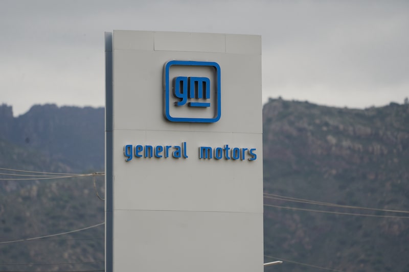 General Motors (GM) General Motors (GM)