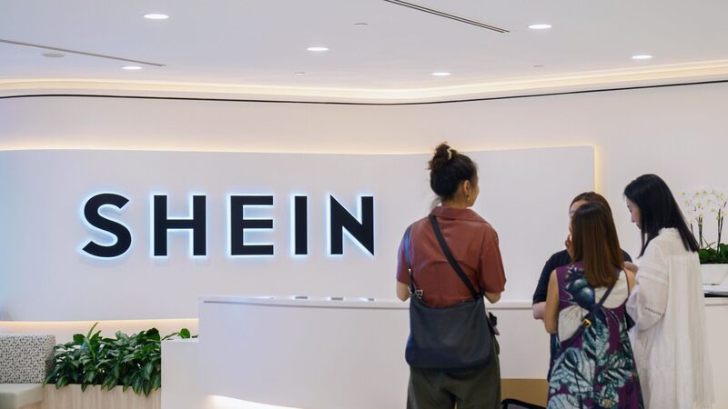Shein dribla tarifas e dobra previsão de lucro para o ano para US$ 2 bilhões Shein dribla tarifas e dobra previsão de lucro para o ano para US$ 2 bilhões