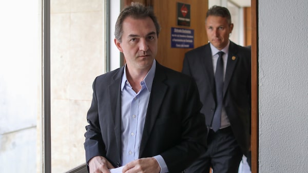 Joesley Batista voou à Venezuela para convencer Maduro a renunciar, dizem fontes Joesley Batista voou à Venezuela para convencer Maduro a renunciar, dizem fontes