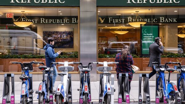 Mohamed El-Erian: crise do First Republic expõe falhas das instituições dos EUA Mohamed El-Erian: crise do First Republic expõe falhas das instituições dos EUA