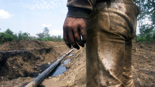 Ecopetrol Bonds Fall as CEO Bayon Exits Amid Gustavo Petro’s Exploration Halt Ecopetrol Bonds Fall as CEO Bayon Exits Amid Gustavo Petro’s Exploration Halt