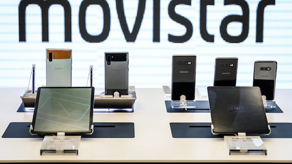 Los bonos de Telefónica Móviles Chile se hunden antes de su posible venta Los bonos de Telefónica Móviles Chile se hunden antes de su posible venta