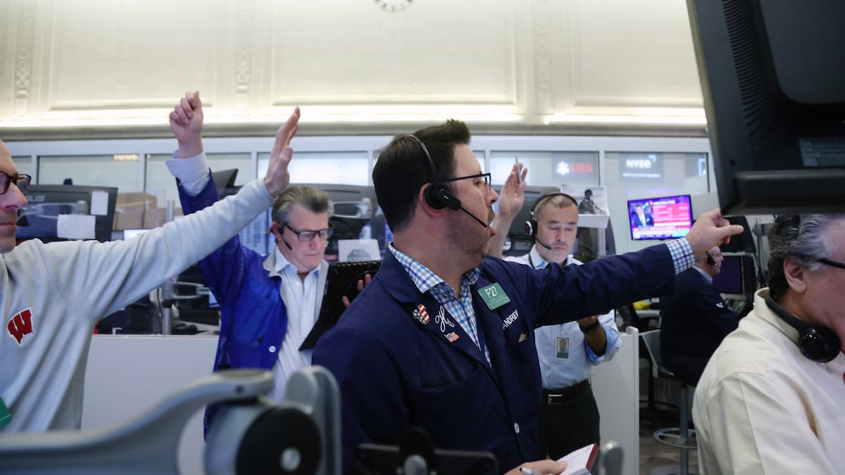 S&P 500 extiende récord impulsado por la IA y expectativas de prolongar cese al fuego en Irán