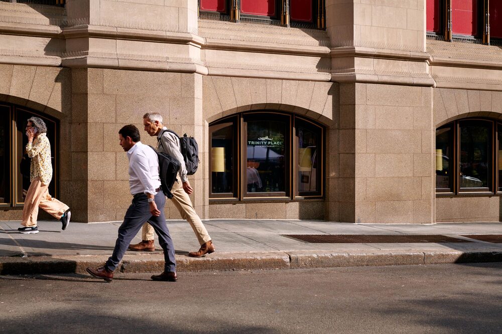 En la nueva era del trabajo híbrido, de martes a jueves son los días más ocupados para fichar en la oficina. Fotógrafa: Gabby Jones/Bloomberg En la nueva era del trabajo híbrido, de martes a jueves son los días más ocupados para fichar en la oficina. Fotógrafa: Gabby Jones/Bloomberg