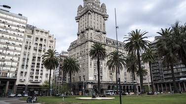 Inversionistas uruguayos aumentan sus apuestas por el peso y reducen su exposición al dólar Inversionistas uruguayos aumentan sus apuestas por el peso y reducen su exposición al dólar