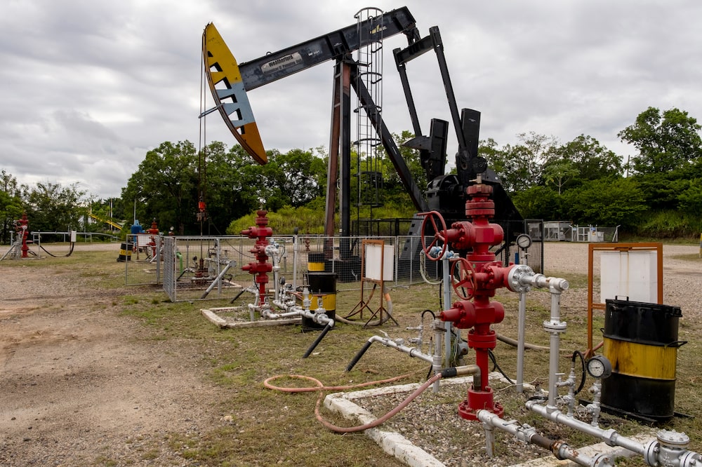 Oil extraction wells, using mechanical and artificial pumping systems, at the Ecopetrol oilfields in Barrancabermeja, Santander department, Colombia, on Wednesday, Oct. 8, 2025. Colombia, the world's only significant oil producer to join a bloc of nations vowing to quit fossil fuels, is poised for an about face as President Gustavo Petro's term winds down. Photographer: Esteban Vanegas/Bloomberg Oil extraction wells, using mechanical and artificial pumping systems, at the Ecopetrol oilfields in Barrancabermeja, Santander department, Colombia, on Wednesday, Oct. 8, 2025. Colombia, the world's only significant oil producer to join a bloc of nations vowing to quit fossil fuels, is poised for an about face as President Gustavo Petro's term winds down. Photographer: Esteban Vanegas/Bloomberg