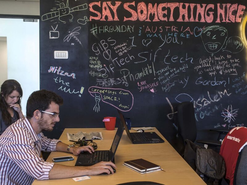 Educbank, CAF, Arrenda, Atrevi, Reiro e DEFYCAP captaram nesta semana. Educbank, CAF, Arrenda, Atrevi, Reiro e DEFYCAP captaram nesta semana.