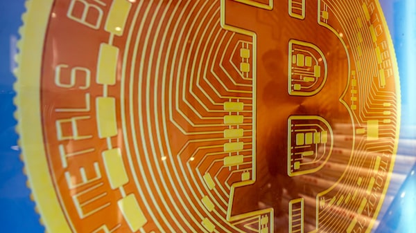 Razões para a queda do preço do bitcoin em fevereiro: o que dizem os especialistas Razões para a queda do preço do bitcoin em fevereiro: o que dizem os especialistas