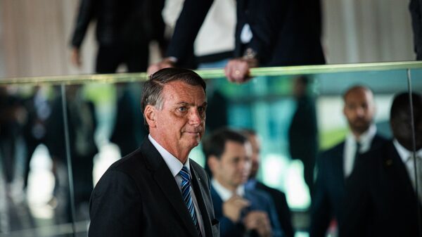 Bolsonaro promulga reglas básicas para comercio de criptomonedas Bolsonaro promulga reglas básicas para comercio de criptomonedas