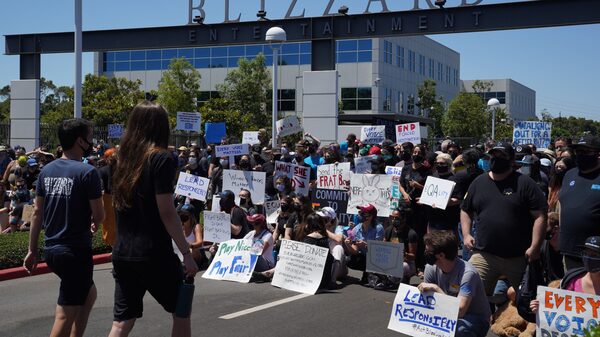 Activision, que lucha contra la controversia laboral, supera las estimaciones Activision, que lucha contra la controversia laboral, supera las estimaciones