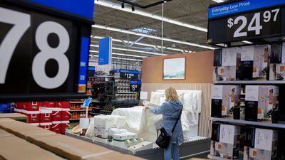 Walmart eleva previsiones por un e-commerce más fuerte y una base más amplia de clientes Walmart eleva previsiones por un e-commerce más fuerte y una base más amplia de clientes