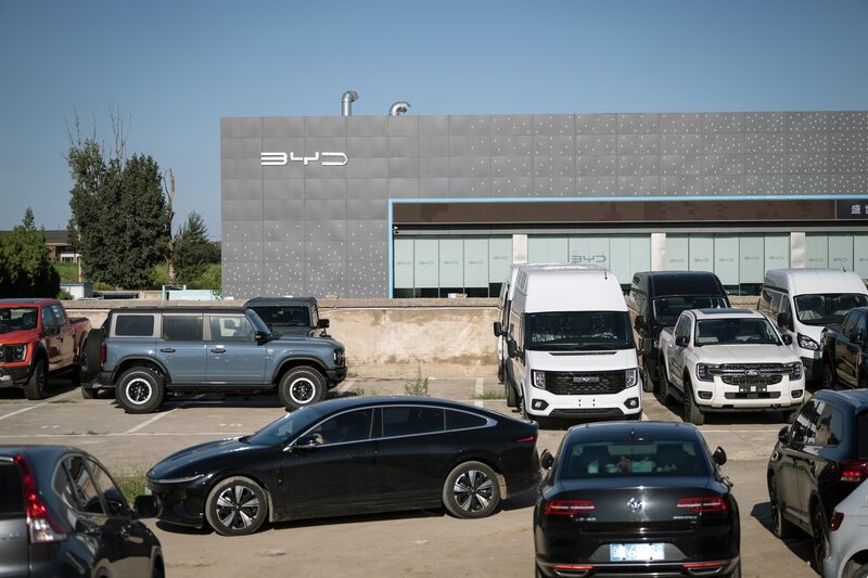 En lo que va de año, las ventas de vehículos de BYD ascienden a 2,75 millones. En lo que va de año, las ventas de vehículos de BYD ascienden a 2,75 millones.