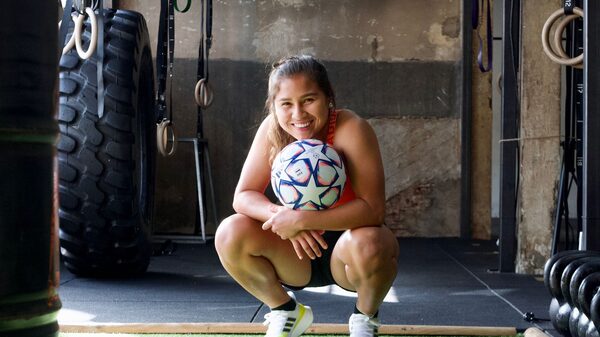 La futbolista colombiana Leicy Santos se juega un partido aparte en los negocios La futbolista colombiana Leicy Santos se juega un partido aparte en los negocios