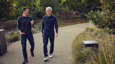 Apple planeja resgatar a energia da era de Steve Jobs ao nomear John Ternus como CEO Apple planeja resgatar a energia da era de Steve Jobs ao nomear John Ternus como CEO