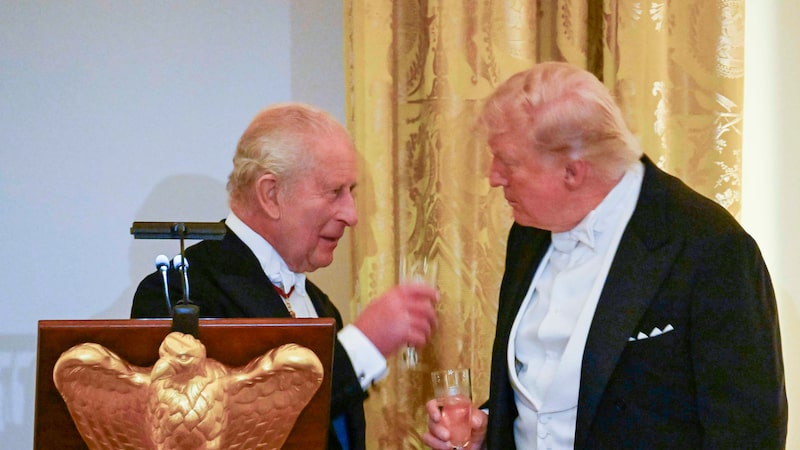 Trump anuncia fim de tarifas sobre whisky escocês após visita do rei Charles aos EUA Trump anuncia fim de tarifas sobre whisky escocês após visita do rei Charles aos EUA