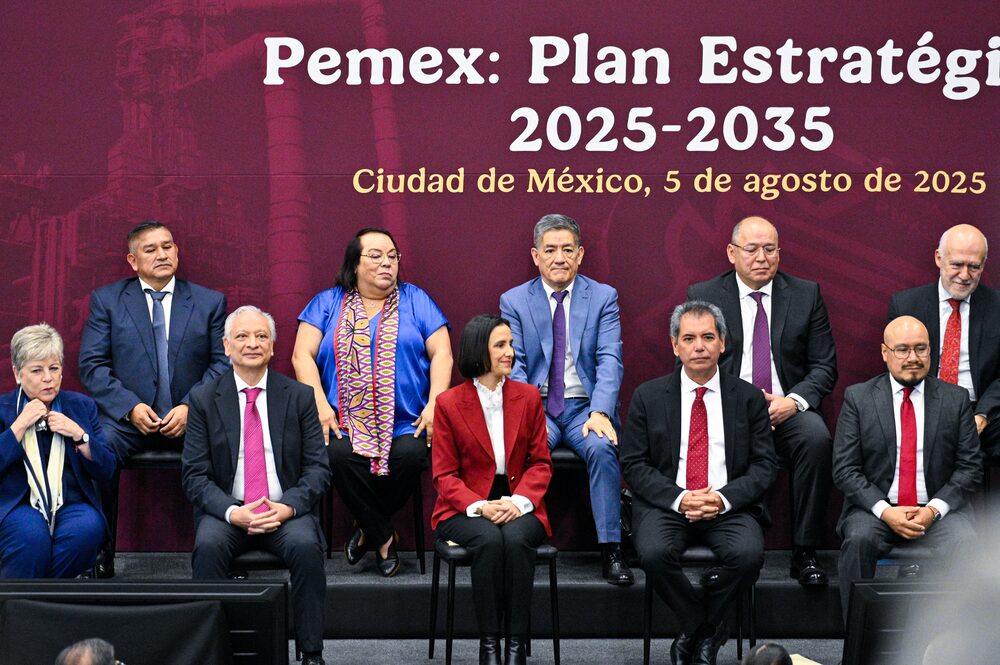 Funcionarios durante la Presentación del Plan Estratégico de Pemex el 5 de agosto de 2025. Funcionarios durante la Presentación del Plan Estratégico de Pemex el 5 de agosto de 2025.