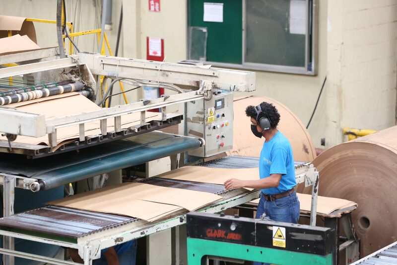 La intención es promover las alianzas público-privadas y otros contratos. La intención es promover las alianzas público-privadas y otros contratos.