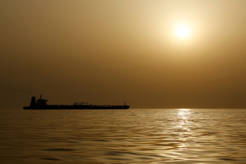 Buques petroleros fantasma atracan en Venezuela, desafiando la presión de EE.UU. Buques petroleros fantasma atracan en Venezuela, desafiando la presión de EE.UU.