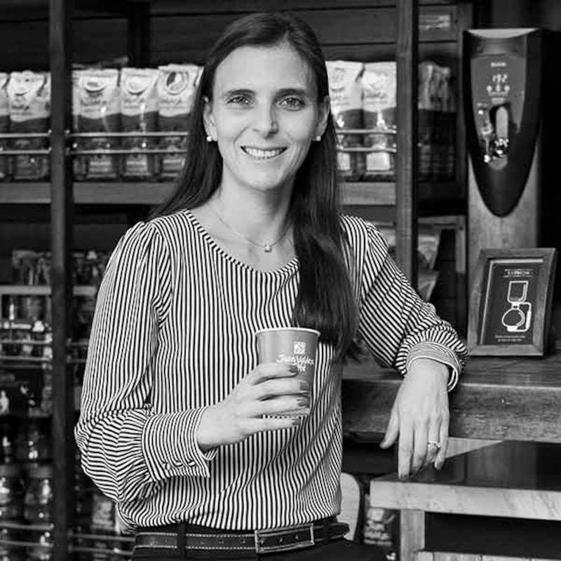 Camila Escobar Camila Escobar