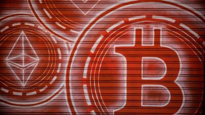 Las criptomonedas caen tras una semana de máximos históricos: operadores recogen beneficios Las criptomonedas caen tras una semana de máximos históricos: operadores recogen beneficios