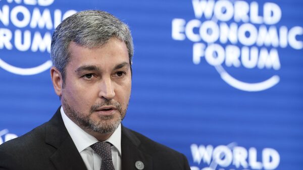 Presidente paraguayo no cree que el Yuan vaya a reemplazar al dólar Presidente paraguayo no cree que el Yuan vaya a reemplazar al dólar