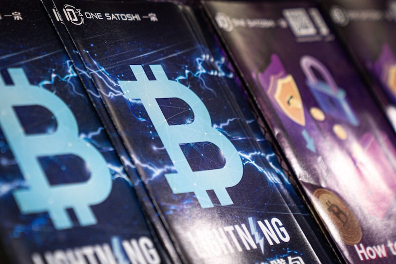 Preços de criptoativos estendem onda de valorização vista ao longo de 2023 (Foto: Lam Yik/Bloomberg) Preços de criptoativos estendem onda de valorização vista ao longo de 2023 (Foto: Lam Yik/Bloomberg)