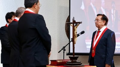 José Balcázar es elegido como el nuevo presidente interino de Perú José Balcázar es elegido como el nuevo presidente interino de Perú