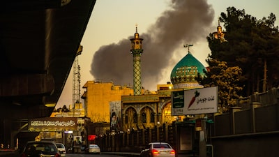 Trump dice que EE.UU. podría atacar nuevas partes de Irán en una guerra que se intensifica Trump dice que EE.UU. podría atacar nuevas partes de Irán en una guerra que se intensifica