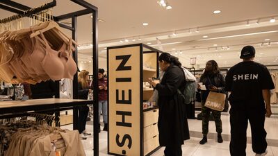 ‘Taxa das blusinhas’ de Trump ameaça compras de americanos em lojas como Shein ‘Taxa das blusinhas’ de Trump ameaça compras de americanos em lojas como Shein