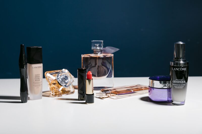 La división de consumo de L’Oreal se ha visto afectada durante la pandemia debido a las restricciones y normas sobre el uso de máscaras que perjudicaron la demanda de maquillaje. La división de consumo de L’Oreal se ha visto afectada durante la pandemia debido a las restricciones y normas sobre el uso de máscaras que perjudicaron la demanda de maquillaje.