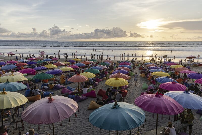 Brasil y Turquía, que permiten viajar sin visado a los indonesios, se unen a una corta lista de países con este tipo de acceso a Indonesia. (Nyimas Laula/Bloomberg) Brasil y Turquía, que permiten viajar sin visado a los indonesios, se unen a una corta lista de países con este tipo de acceso a Indonesia. (Nyimas Laula/Bloomberg)