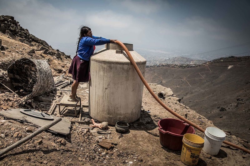 Al comparar la línea de pobreza total de los años 2021 y 2020, el INEI informó que esta se incrementó en mayor proporción en la selva de Perú en 6,5%, mientras que en la costa y la sierra lo hizo en 5% en cada caso. Al comparar la línea de pobreza total de los años 2021 y 2020, el INEI informó que esta se incrementó en mayor proporción en la selva de Perú en 6,5%, mientras que en la costa y la sierra lo hizo en 5% en cada caso.