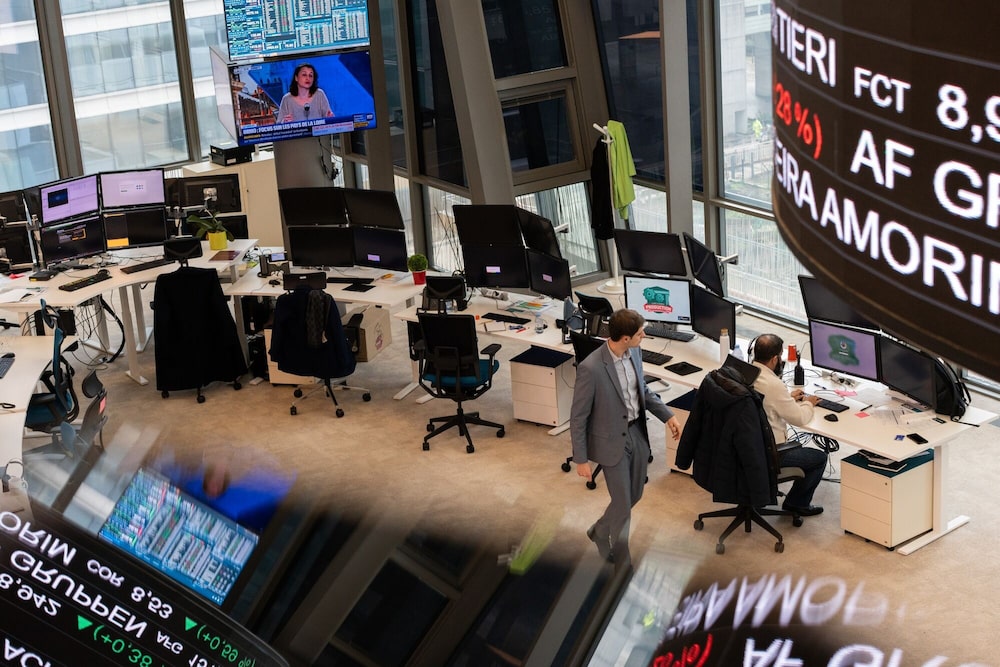 The trading floor of the Euronext NV stock exchange in the La Defense business district in Paris, France, on Thursday, Feb. 20, 2025. France’s economy is heading for only slight growth at the start of the year and uncertainty remains high for business leaders, the country’s central bank said. Photographer: Nathan Laine/Bloomberg The trading floor of the Euronext NV stock exchange in the La Defense business district in Paris, France, on Thursday, Feb. 20, 2025. France’s economy is heading for only slight growth at the start of the year and uncertainty remains high for business leaders, the country’s central bank said. Photographer: Nathan Laine/Bloomberg