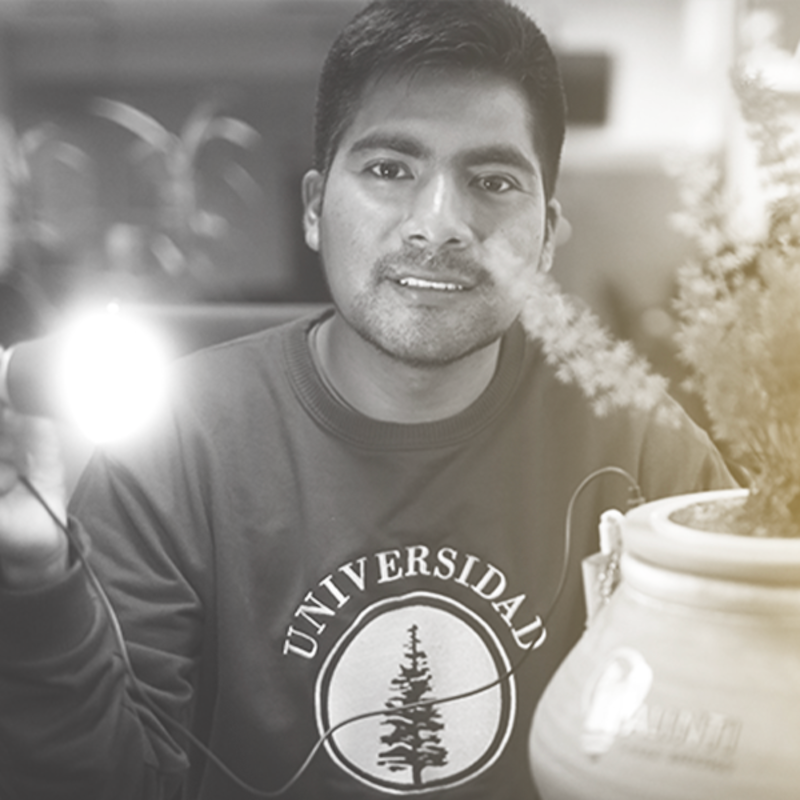 Hernán Asto Hernán Asto