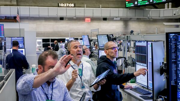 S&P 500 cae presionado por Nvidia y Oracle, mientras hay dudas sobre recortes de la Fed S&P 500 cae presionado por Nvidia y Oracle, mientras hay dudas sobre recortes de la Fed