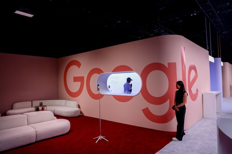 Señalización de Google durante el evento de lanzamiento «Made by Google 2026» en Nueva York, Estados Unidos. Señalización de Google durante el evento de lanzamiento «Made by Google 2026» en Nueva York, Estados Unidos.