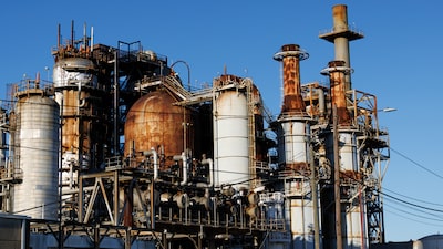 Petróleo pode subir a US$ 200, se guerra no Irã continuar até junho, diz Macquarie Petróleo pode subir a US$ 200, se guerra no Irã continuar até junho, diz Macquarie