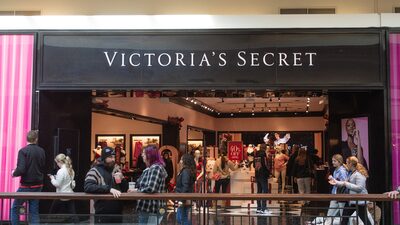 Victoria’s Secret troca CEO e traz chefe da marca de lingerie de Rihanna Victoria’s Secret troca CEO e traz chefe da marca de lingerie de Rihanna