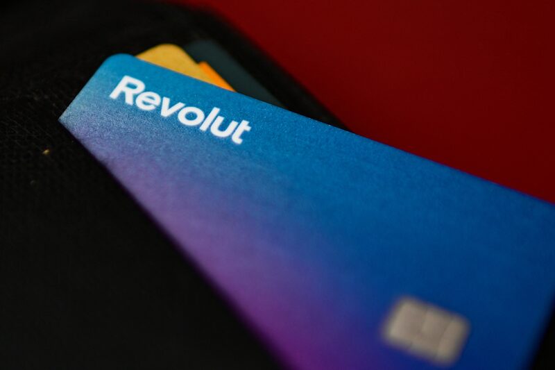 Revolut alcanza una valoración de US$75.000 millones en su última venta de acciones. Revolut alcanza una valoración de US$75.000 millones en su última venta de acciones.