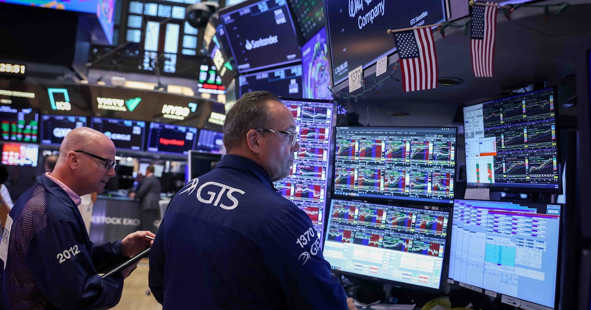 Fed Modera Crecimiento de Tasas por Presión de Inflación y IA