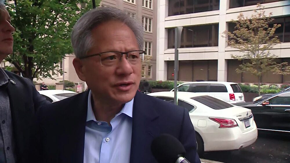 Jensen Huang, CEO de Nvidia Corp., afirma que la energía nuclear es una buena opción para obtener la energía renovable necesaria para el creciente número de centros de datos. Jensen Huang, CEO de Nvidia Corp., afirma que la energía nuclear es una buena opción para obtener la energía renovable necesaria para el creciente número de centros de datos.