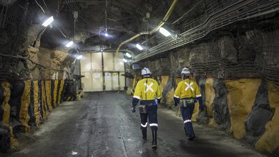 Beneficio de Gold Fields se duplicó en el primer semestre superando los US$1.000 millones Beneficio de Gold Fields se duplicó en el primer semestre superando los US$1.000 millones