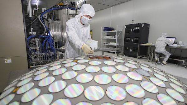 China compra casi US$40.000 millones en equipos para chips ante restricciones de EE.UU. China compra casi US$40.000 millones en equipos para chips ante restricciones de EE.UU.