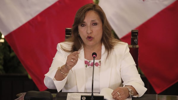 Empresarios peruanos respaldan a presidenta; el resto de la población, no tanto Empresarios peruanos respaldan a presidenta; el resto de la población, no tanto