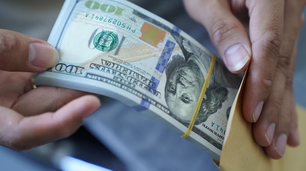 El dólar gana atractivo mientras los bonos de EE.UU. enfrentan la presión de los altos rendimientos El dólar gana atractivo mientras los bonos de EE.UU. enfrentan la presión de los altos rendimientos