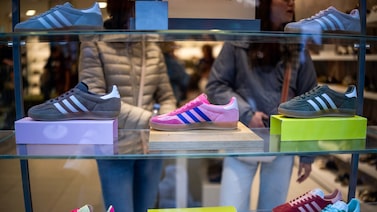 Acción de Adidas cae 8% tras decepcionar con su pronóstico de ganancias Acción de Adidas cae 8% tras decepcionar con su pronóstico de ganancias