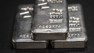 CME sube los márgenes de la plata Comex hasta 11% tras el repunte récord CME sube los márgenes de la plata Comex hasta 11% tras el repunte récord