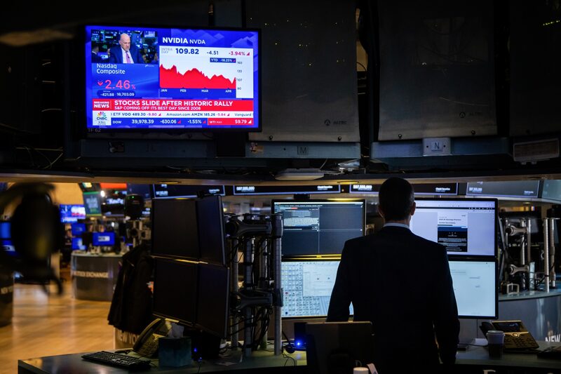 Para los operadores, la volatilidad dejó a muchos inseguros sobre cómo posicionarse. Para los operadores, la volatilidad dejó a muchos inseguros sobre cómo posicionarse.