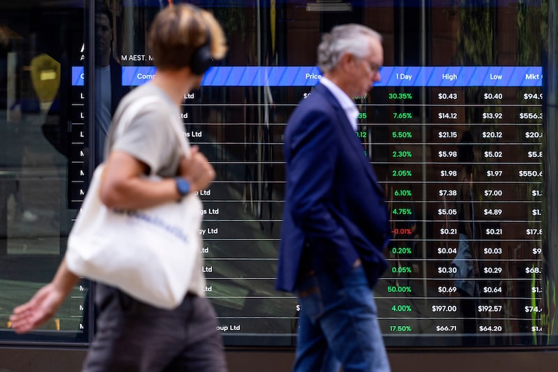 Información bursátil mostrada en la sede de la Bolsa de Valores de Australia (ASX) en Sídney, Australia. Fotógrafo: Brendon Thorne/Bloomberg. Información bursátil mostrada en la sede de la Bolsa de Valores de Australia (ASX) en Sídney, Australia. Fotógrafo: Brendon Thorne/Bloomberg.