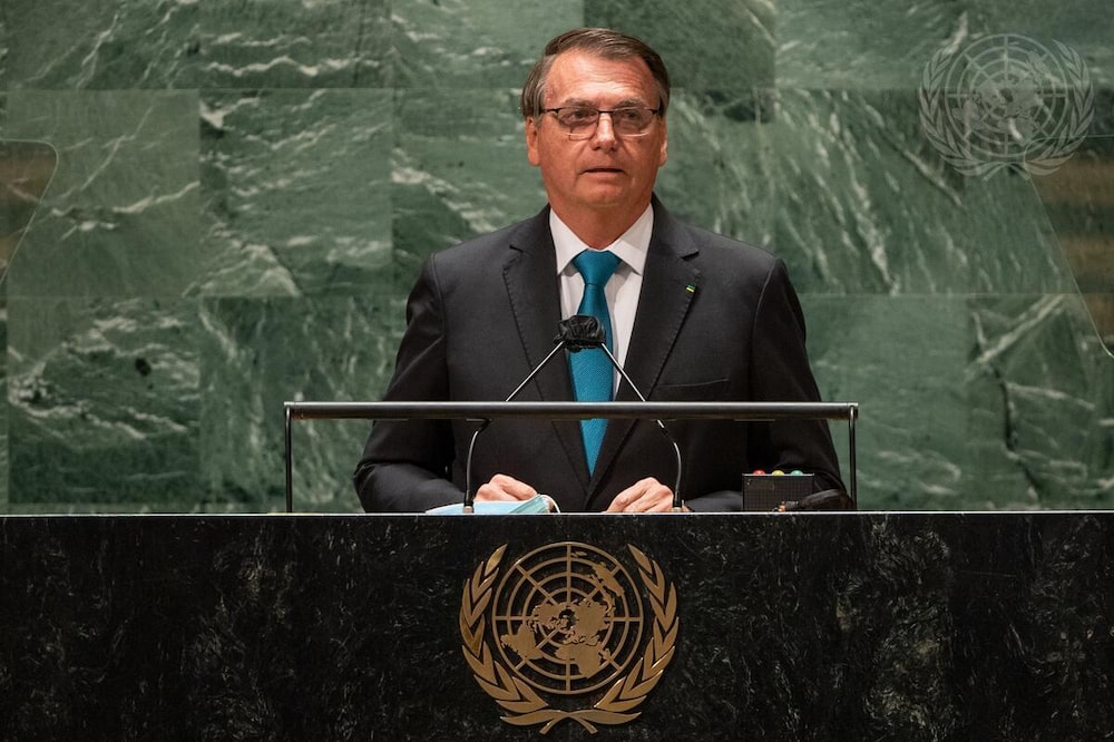 Jair Bolsonaro, presidente de la República Federativa de Brasil, interviene en el debate general del septuagésimo sexto período de sesiones de la Asamblea General. Foto: Naciones Unidas/Cia Pak Jair Bolsonaro, presidente de la República Federativa de Brasil, interviene en el debate general del septuagésimo sexto período de sesiones de la Asamblea General. Foto: Naciones Unidas/Cia Pak
